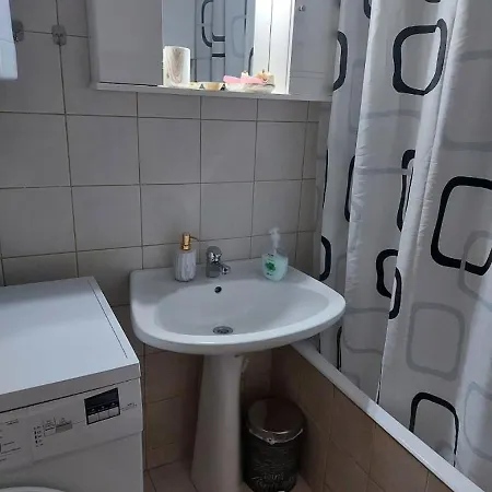 公寓 Όμορφο Διαμέρισμα Στο Κέντρο Κοζάνης, Για Μια Ευχάριστη Διαμονή